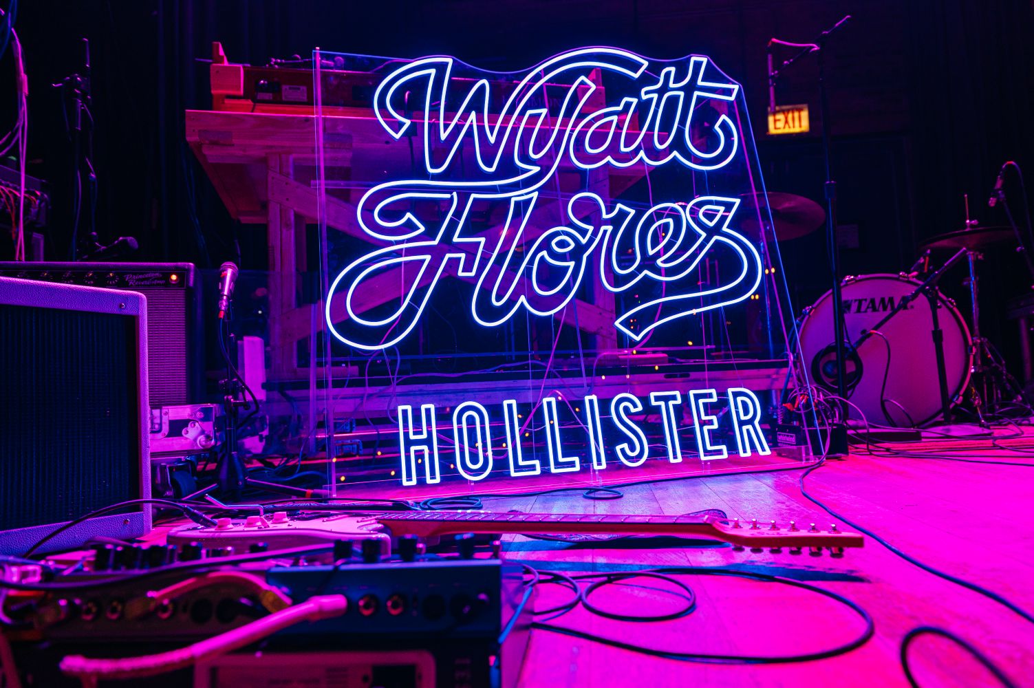 Best Neon Sign Alternatives for Modern Business Lighting