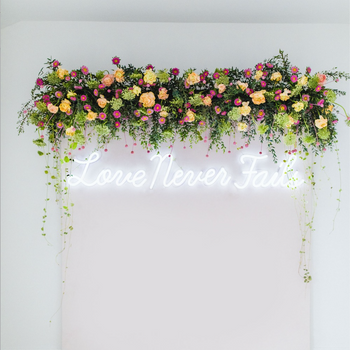 Take Your Wedding to the Next Level with Neon Signs