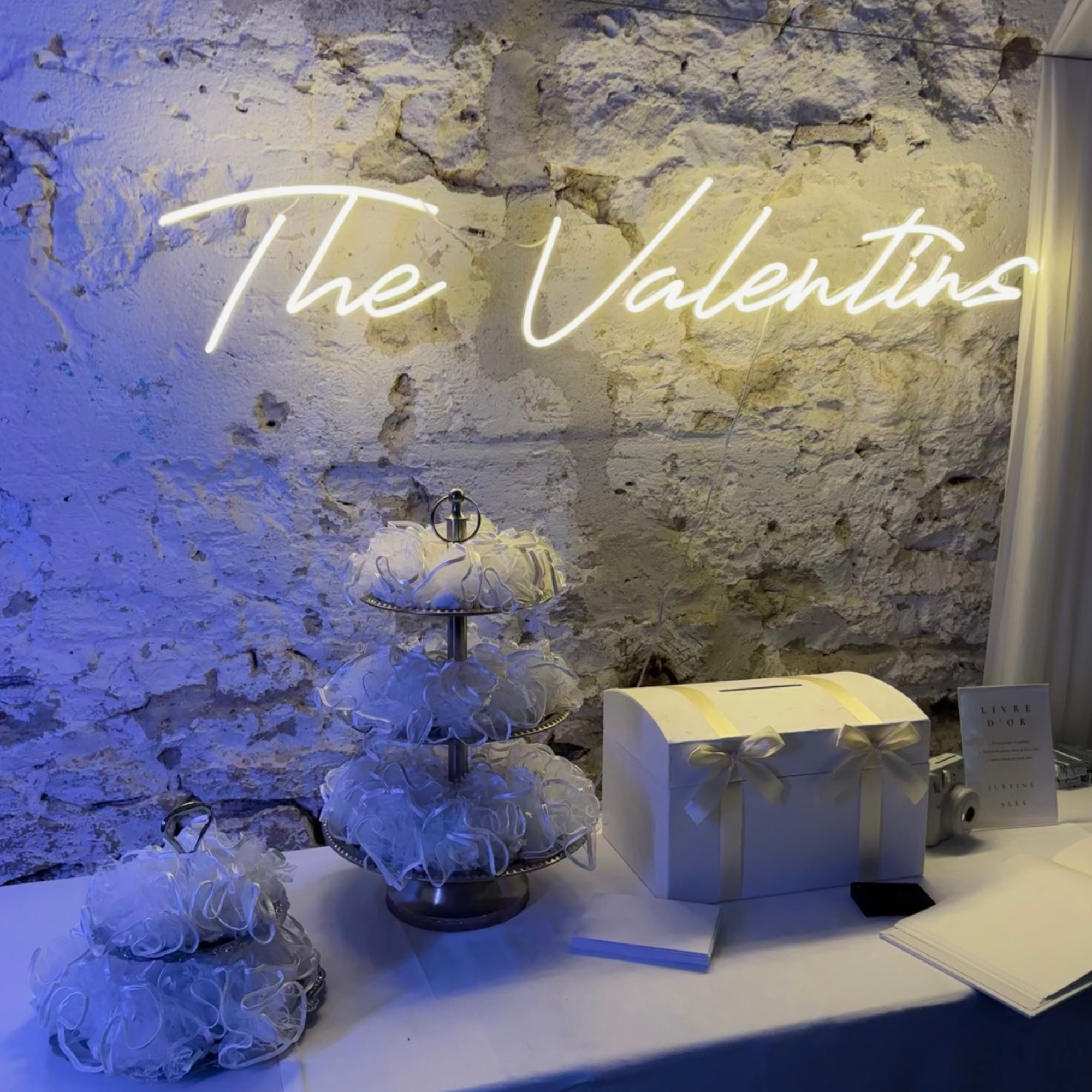Design Your Own Wedding Neon Sign - YELLOWPOP USA