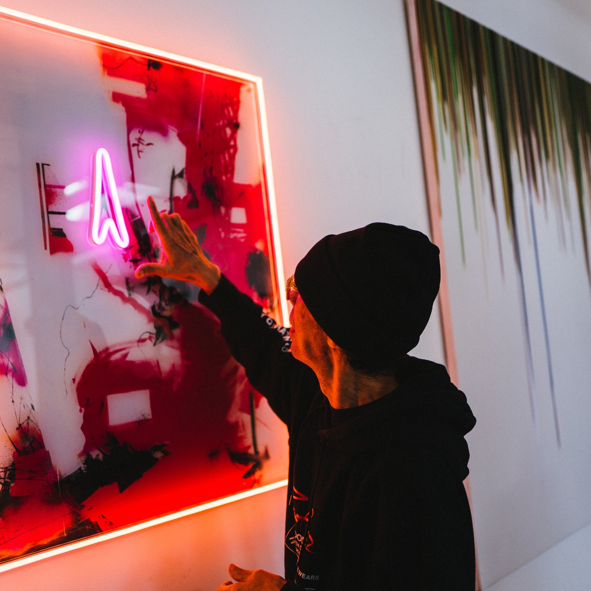 FuturaのViolent Treasure - LEDネオンサイン