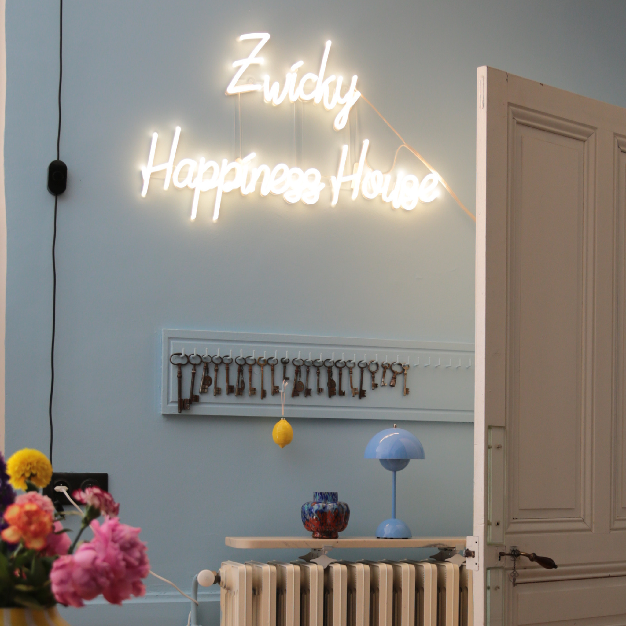 Create a custom LED neon sign - YELLOWPOP USA