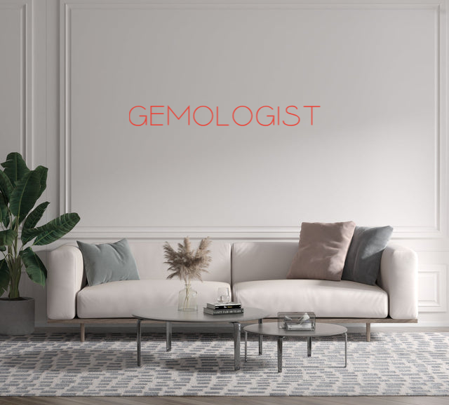 Custom text: GEMOLOGIST - YELLOWPOP USA