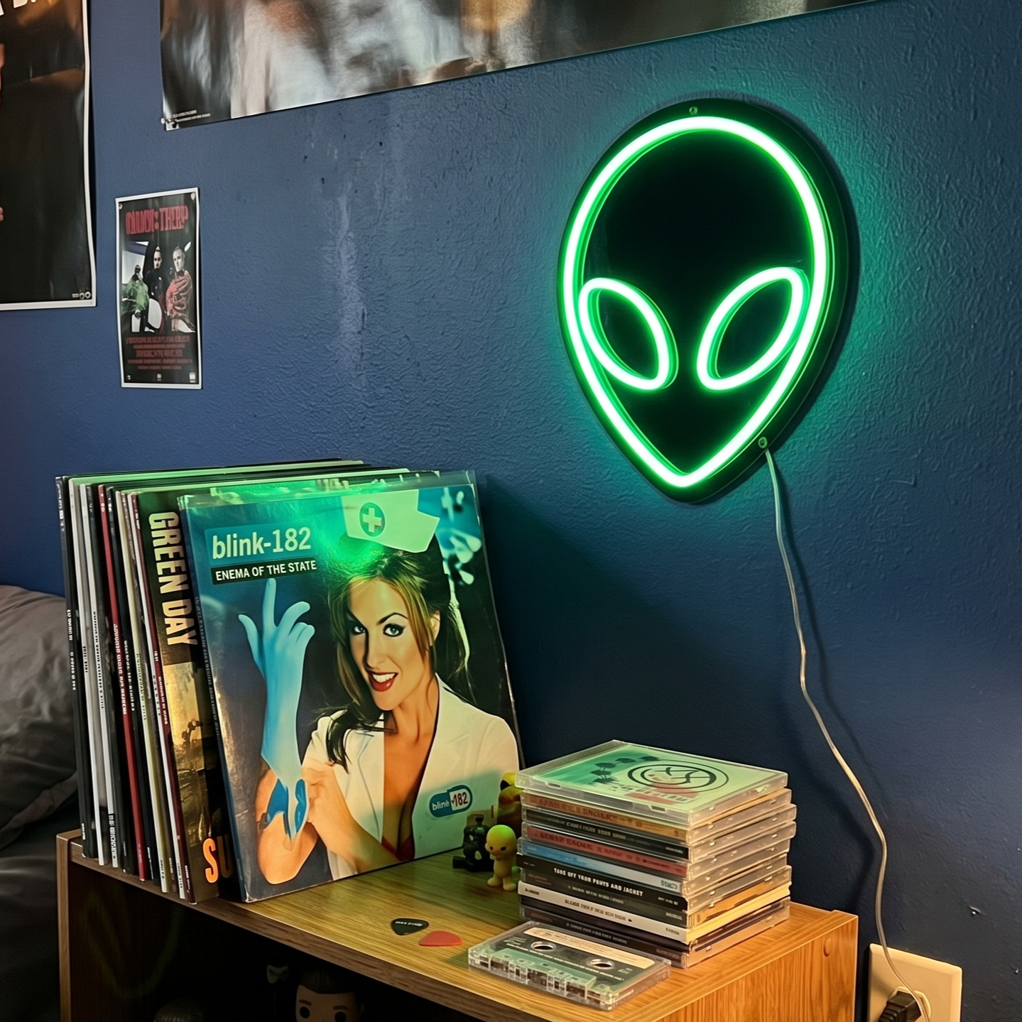 Alien - YELLOWPOP USA
