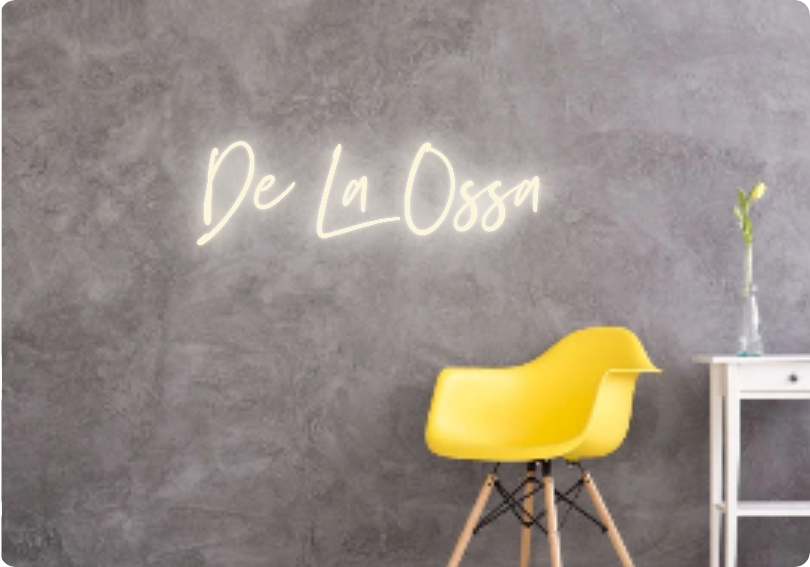 Custom text: De La Ossa