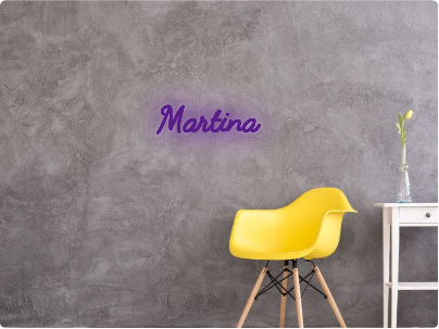 Custom text: Martina