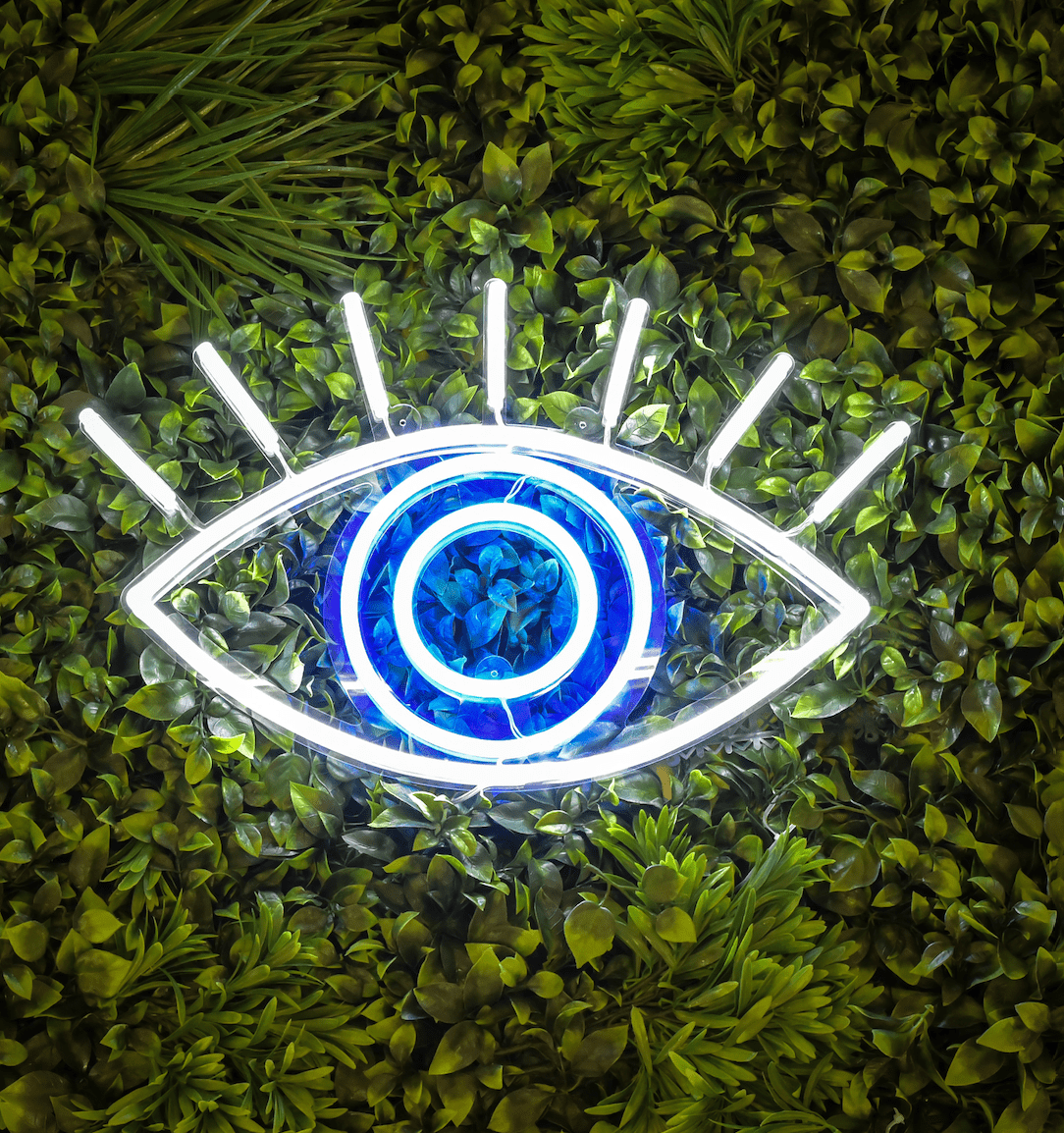 Lucky Eye - LED neon sign - yellowpop