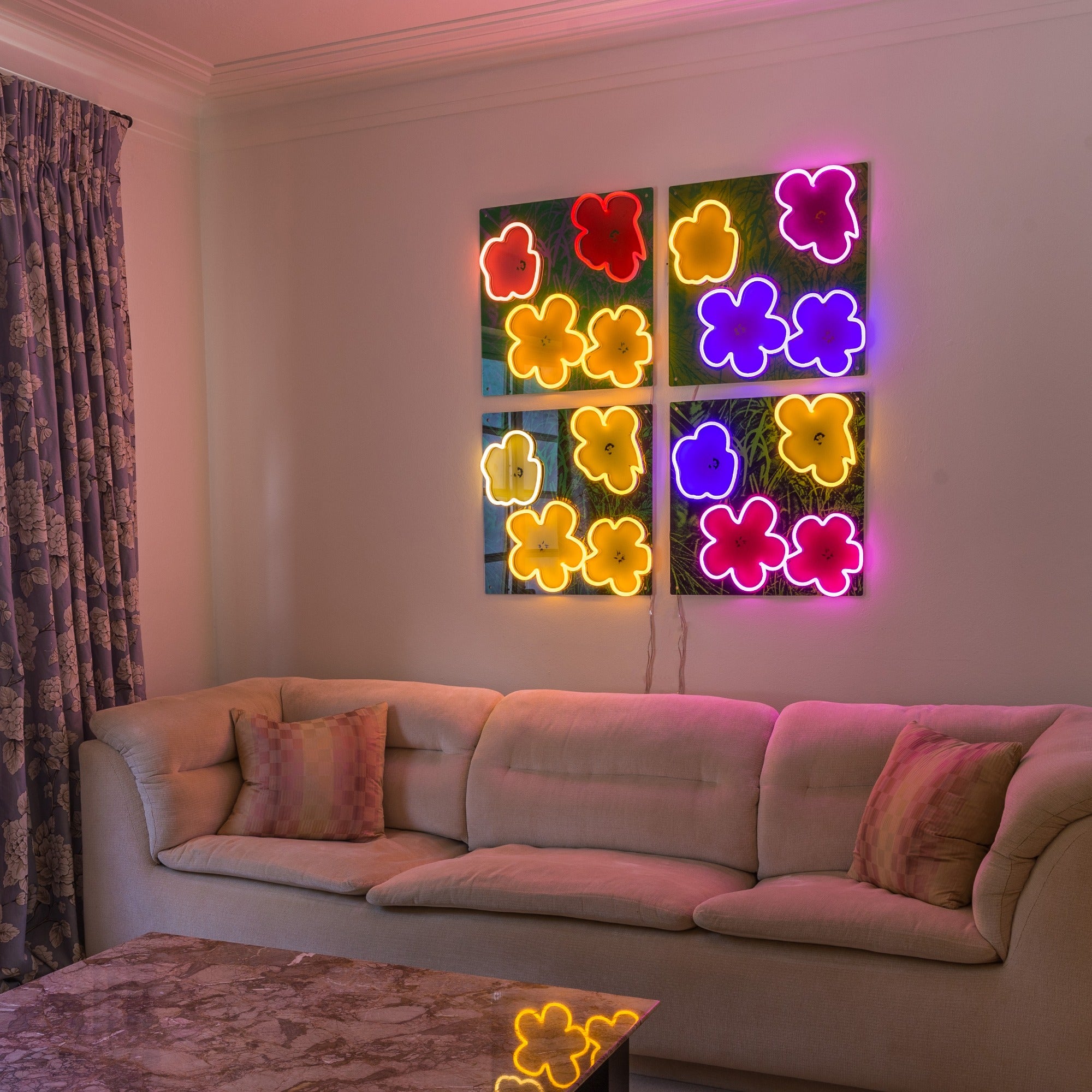 Flowers Deluxe by Andy Warhol - LED neon sign